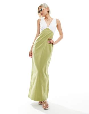 4th & Reckless - Maxikleid aus Leinenimitat in kontrastierendem Cremeweiß und Olivgrün mit tiefem Ausschnitt