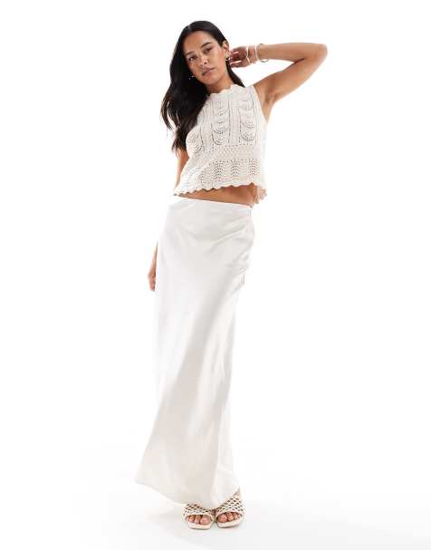 4th & Reckless – Maxirock aus Satin in Creme mit geradem Schnitt - view 1