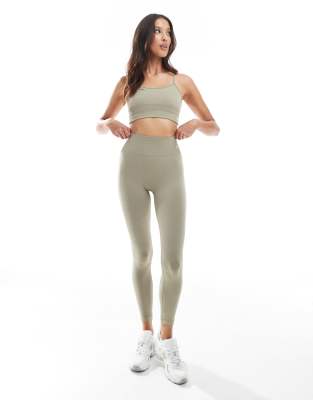 4th & Reckless - Nahtlose, formende Sport-Leggings in Pistaziengrün mit hohem Bund, Kombiteil