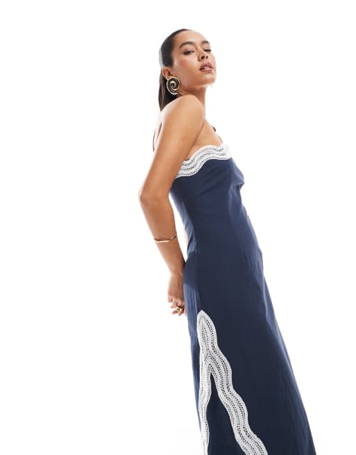 4th & Reckless – Niebieska sukienka maxi z imitacji lnu z dekoltem bandeau i kontrastowym falowanym wykończeniem