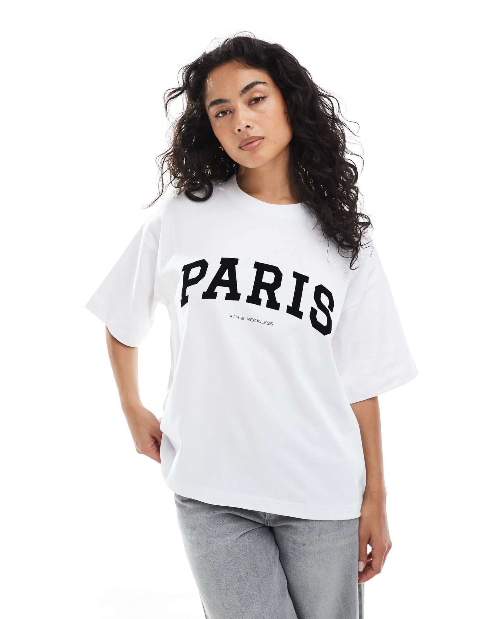 футболка с логотипом 4th &Reckless oversize Paris белого цвета