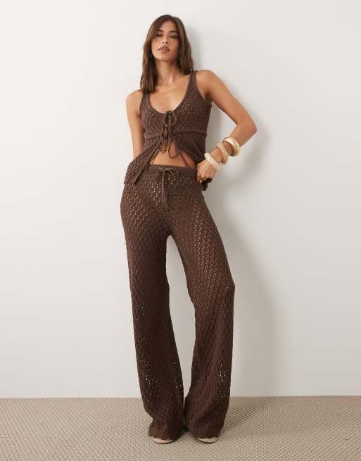 4th & Reckless - Pantalon de plage d'ensemble large en coton mélangé crocheté avec liens à la taille - Chocolat, 2 de 6