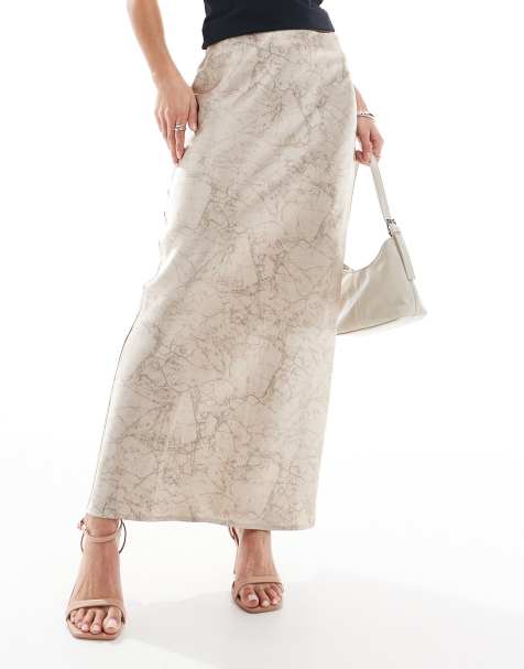 4th & Reckless Petite satin maxi skirt in beige marble print