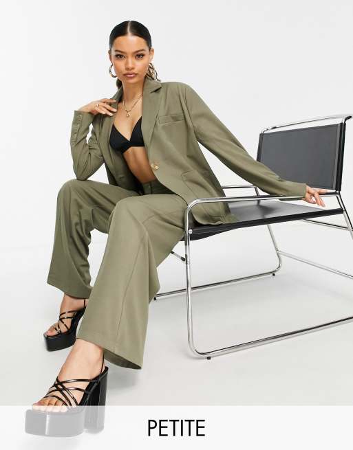 4th & Reckless Petite - Blazer oversize color oliva in coordinato