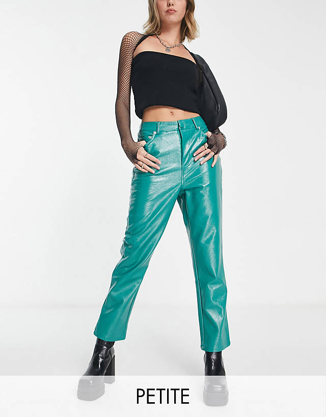 4th & Reckless Petite - cropped leather look trousers in turquoise
