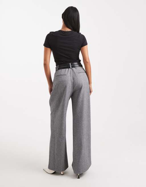 4th & Reckless Petite double belt detail wide leg tailored trousers in grey, 2 of 5