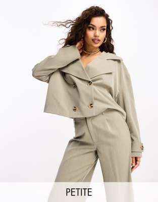 4th & Reckless Petite 4th & Reckless Petite exclusive boxy jacket co-ord in sage-Green