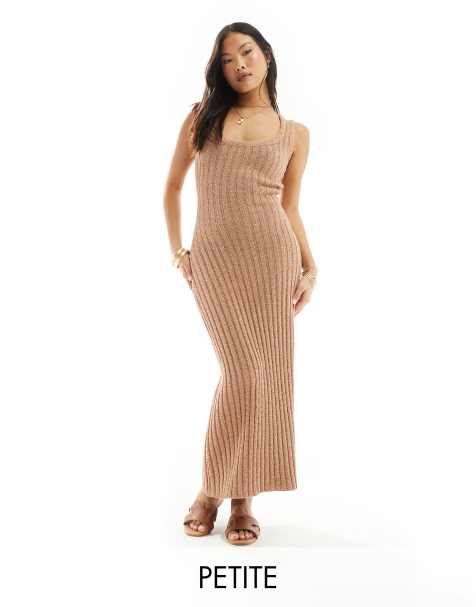 4th & Reckless Petite - Exclusives - Geribbelde gebreide mouwloze maxi jurk met lage ronde hals in camel - view 1