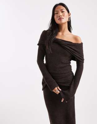 4th & Reckless Petite 4th & Reckless Petite knitted twist detail off shoulder jumper co-ord in chocolate-Brown