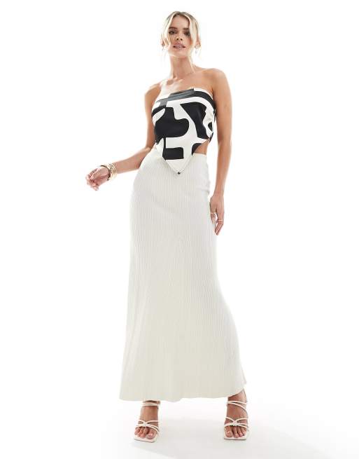 4th & Reckless Petite – Maxirock aus Rippstrick in Creme mit hinten längerem Saum