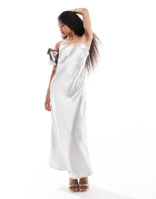 metallic satin bandeau fishtail maxi dress in metallic-Silver