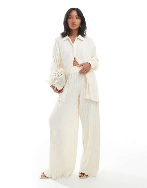 4th & Reckless Petite plisse elasticated waist wide leg trousers co-ord in cream - view 1