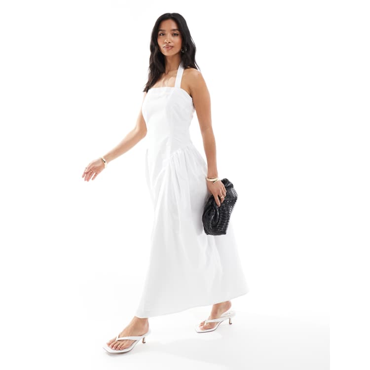 207774836-1-white?$n_750w$&wid