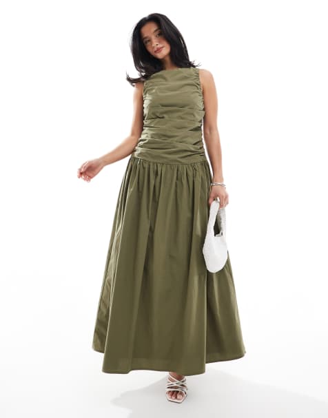 4th & Reckless Petite - Robe longue et sans manches en popeline avec fronces et taille basse - Kaki - view 1
