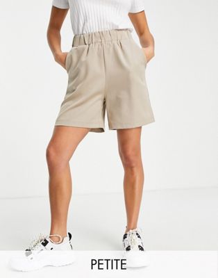 4th & Reckless Petite tailored short co-ord in beige