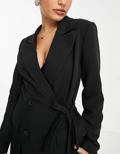 Women 4th & Reckless Petite tie side blazer co-ord with front spilt in black 