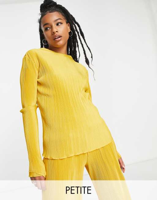 4th & Reckless Petite - Top accollato in plissé color senape a maniche lunghe in coordinato