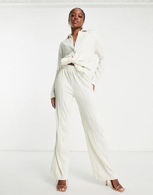 4th & Reckless plisse wide leg trouser co-ord in white - ASOS Price Checker