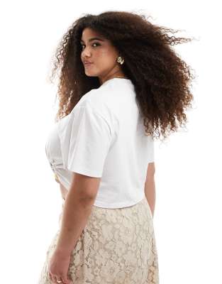 4th & Reckless Plus Beaded Ring Detail Cropped T-shirt In White