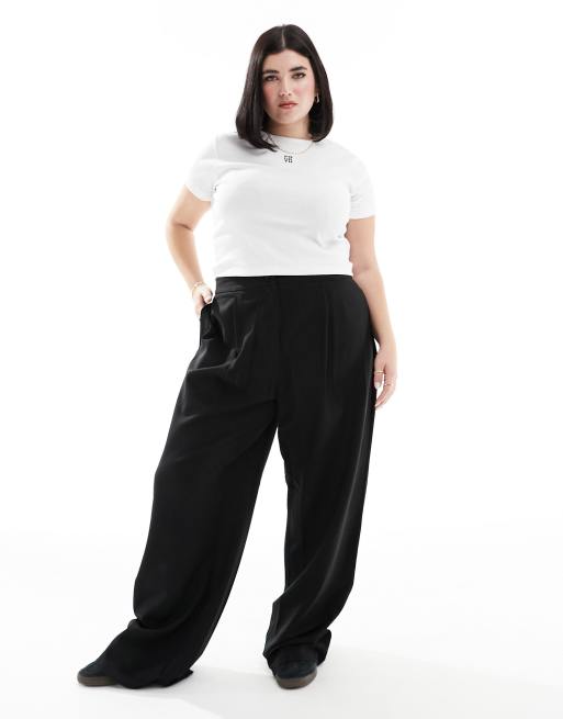 4th & Reckless Plus - Cropped T-shirt med broderet logodetalje i hvid - Kun hos ASOS, 3 af 4