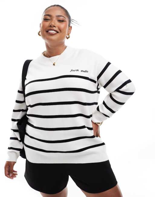 4th & Reckless Plus – Exclusive – Pullover in Weiß gestreift mit Rundhalsausschnitt