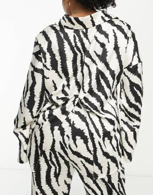 4th & Reckless Plus exclusive satin knot back shirt co-ord in zebra print, 3 of 4