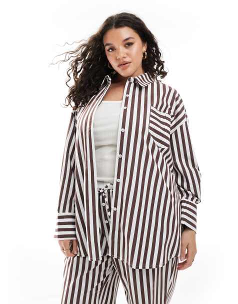 4th & Reckless Plus - Oversized gestreept katoenen overhemd met zakdetail in bruin, deel van co-ord set - view 1