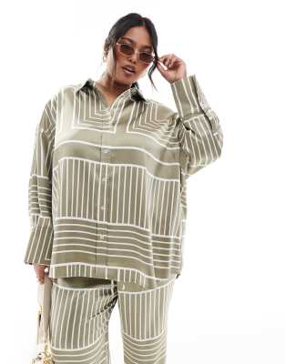 4th & Reckless Plus 4th & Reckless Plus satin wide cuff button front shirt co-ord in sage tile print-Multi