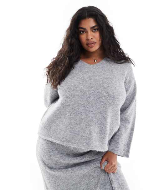4th & Reckless Plus wool mix fluffy knit v neck jumper co-ord in grey - view 1