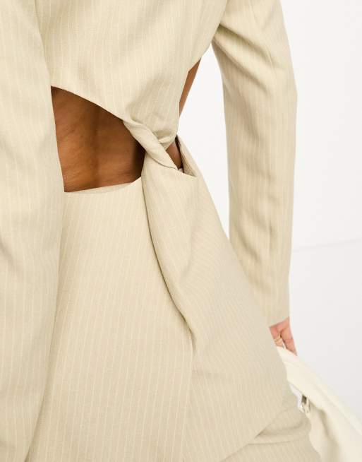 4th & Reckless Praia backless detail blazer in oat cream (part of a set), 2 of 4