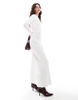 ribbed knit pleat skirt detail tie waist maxi dress in white