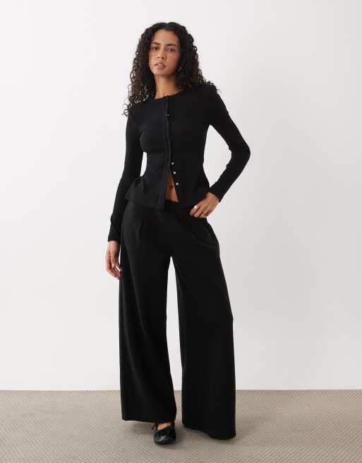 4th & Reckless ribbed shoulder pad popper front top co-ord in black, 4 of 4