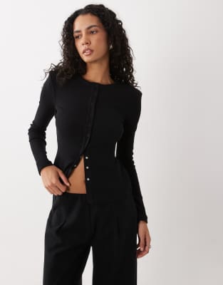 4th & Reckless Ribbed Shoulder Pads Snap Front Top In Black