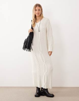 Robe pull longue à col V en maille torsadée toucher laine - Crème-Blanc 38