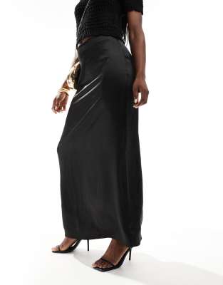 satin back slit maxi skirt in black