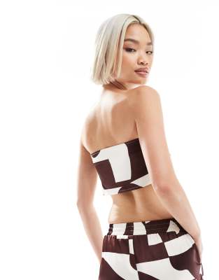 4th & Reckless Satin Cropped Bandeau Scarf Top In Multi