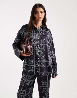 4th & Reckless satin deep cuff shirt co-ord in navy paisley print