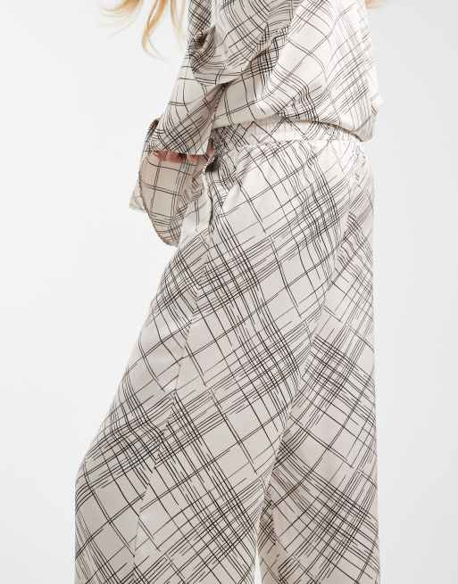 4th & Reckless satin elastic waist wide leg pants in white plaid print - part of a set, 3 of 5
