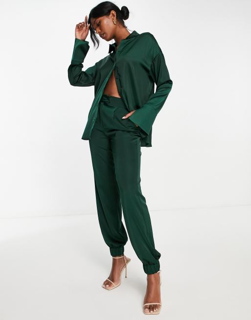 olive green satin joggers  Satin joggers, Silk joggers, Green pants outfit