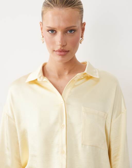 4th & Reckless satin wide cuff pocket front shirt co-ord in lemon, 3 of 4