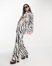 Heartbreak wide leg trousers in zebra print