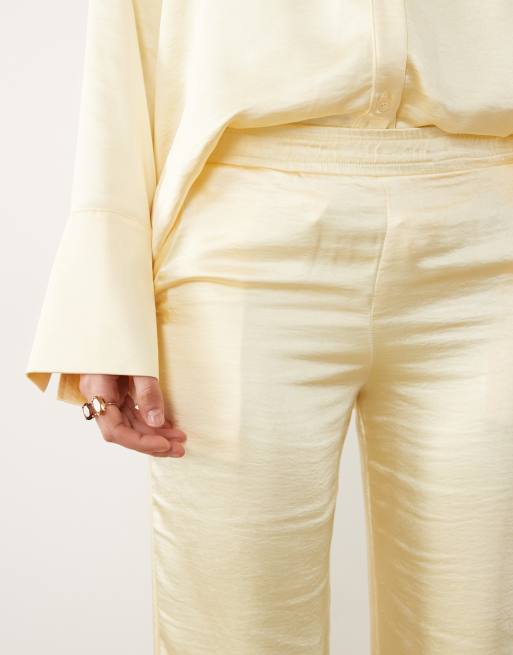 4th & Reckless satin wrap tie detail wide leg trousers co-ord in lemon, 3 of 5