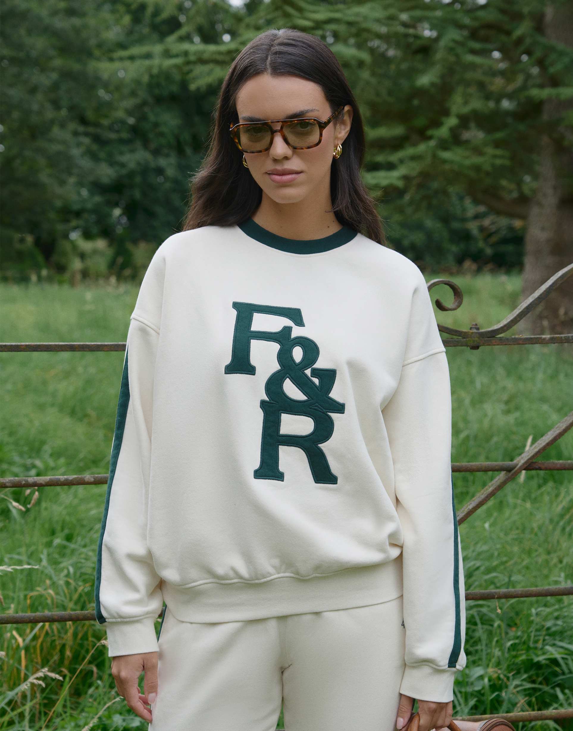 4th & reckless sloane sweatshirt in green and cream contrast