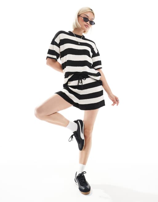 4th & Reckless slub knit stripe beach t shirt and short co-ord in black and white