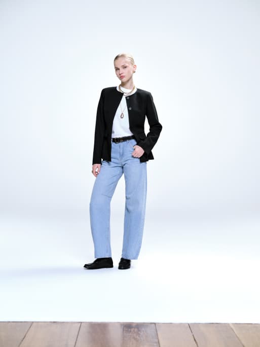 4th & Reckless - Sort kraveløs blazer med tætsiddende talje og cocoon-ærmer - Kun hos ASOS, 2 af 4