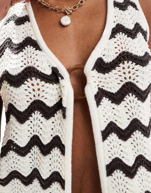 4th & Reckless split front ring detail crochet beach top in