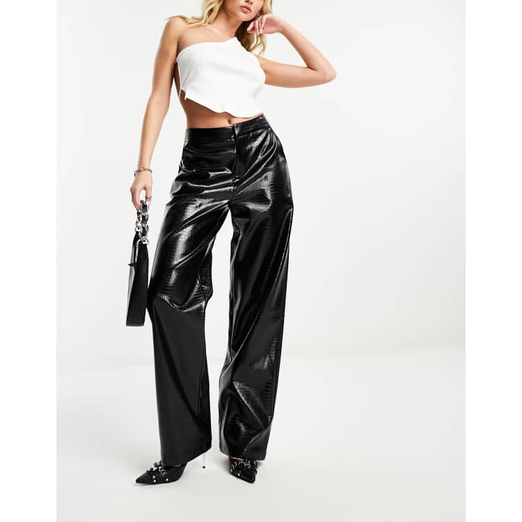 4th & Reckless Petite leather-look flare pant with side slit