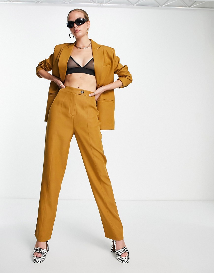 4th & Reckless straight leg tailored trouser co ord in mustard-Gold