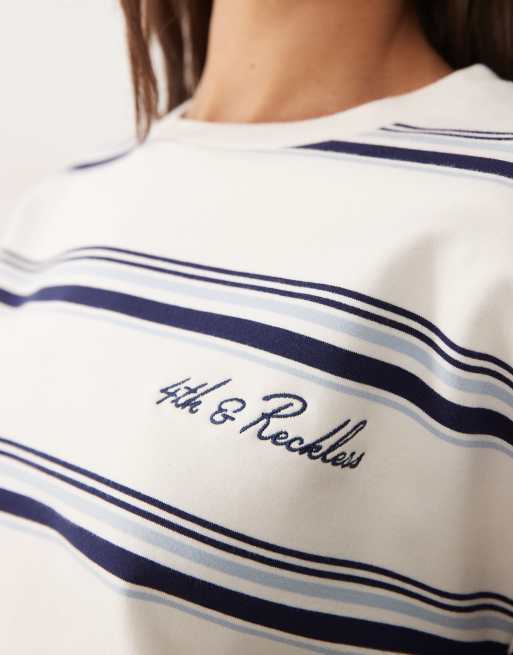 4th & Reckless - T-shirt girocollo a maniche lunghe oversize in misto cotone color crema a righe con logo ricamato, 2 di 4