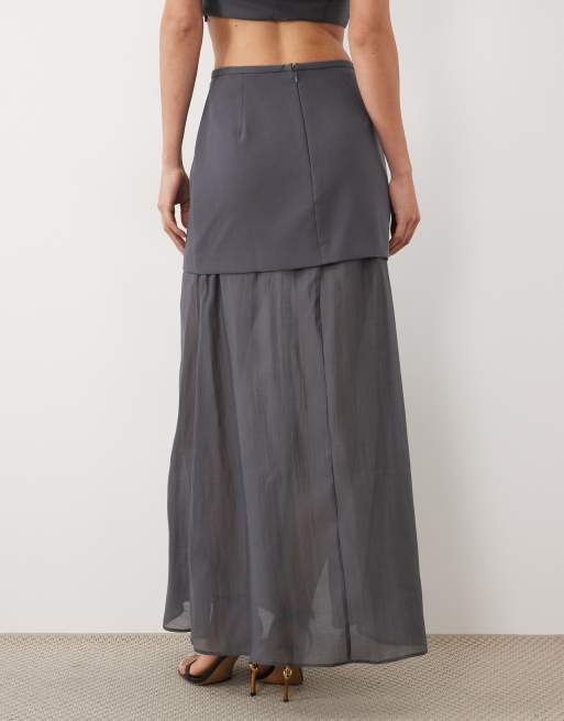 4th & Reckless tailored chiffon hem side split detail maxi skirt co-ord in grey, 3 of 5